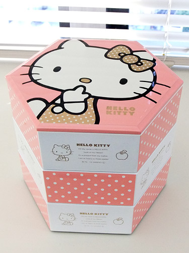 キティおせち 重箱